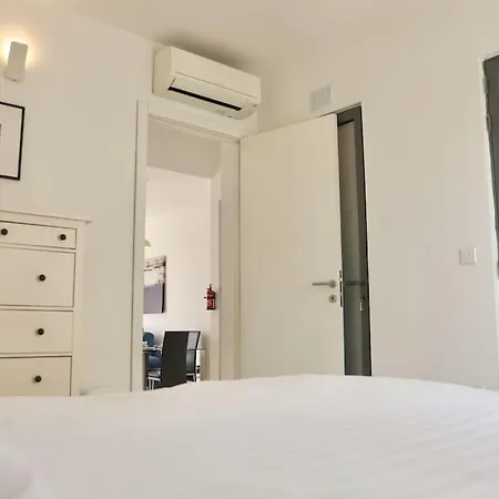 Apartment Lovely 1br With Private Balcony In St Julians By 360 Estates *